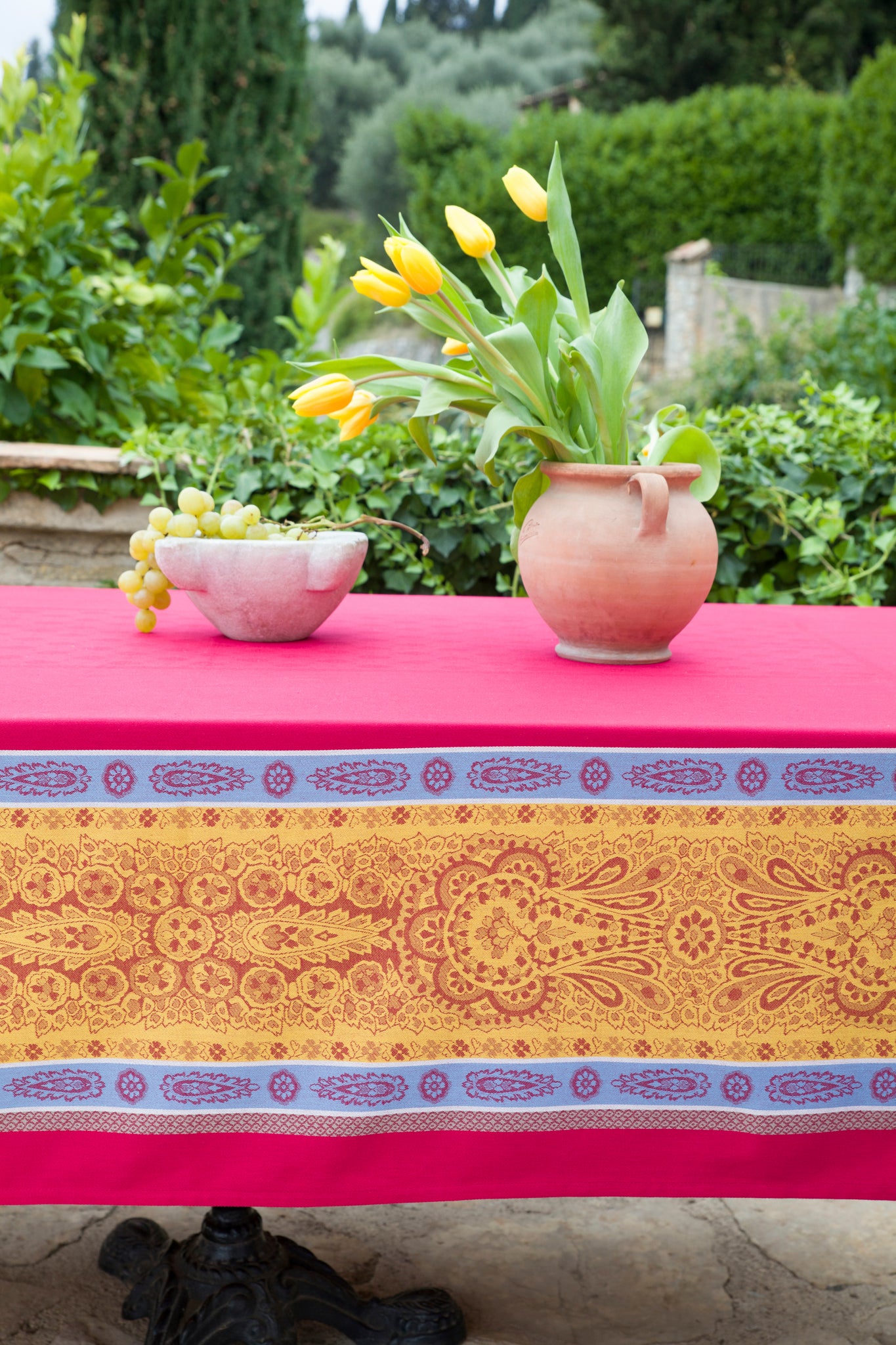 Cotton Jacquard Tablecloth - Vaucluse Carmen - Jenny's Linens